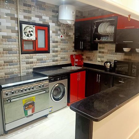للعائلات فقط The Fardous Apartment Sea View Alexandria Eksteriør bilde