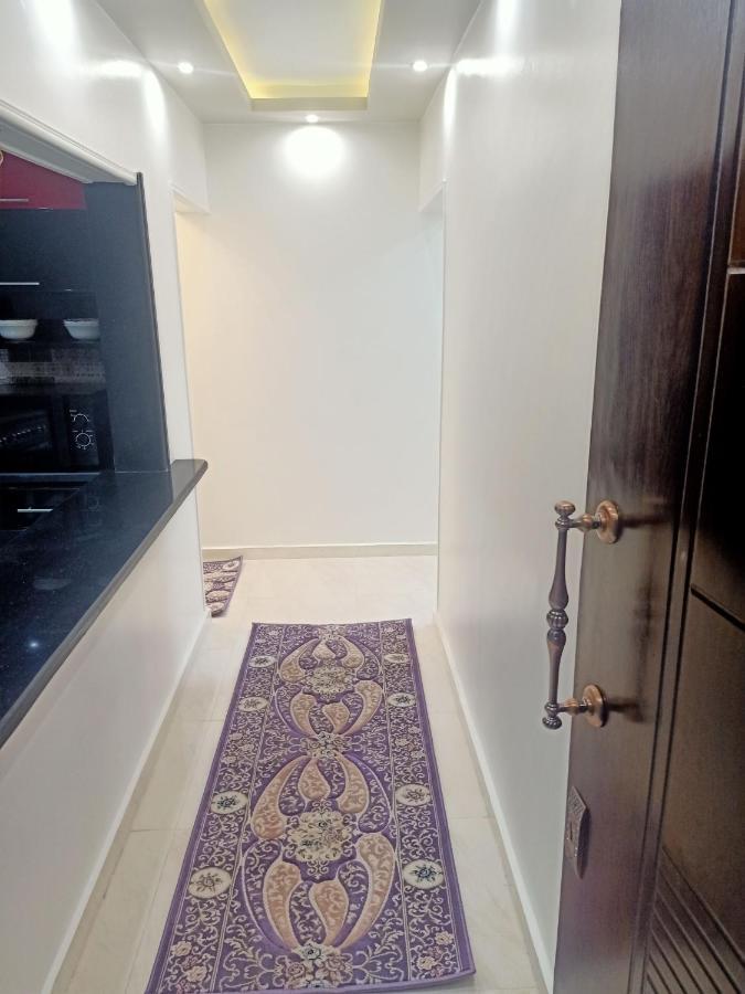 للعائلات فقط The Fardous Apartment Sea View Alexandria Eksteriør bilde